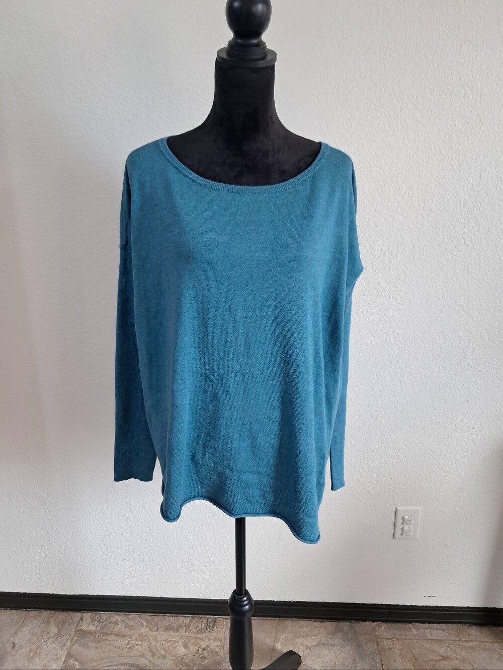 Cyrus Knit Sewater Women's Sm Oversized Blue Round Neck Long Sleeve Slouchy
